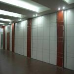 Customized Movable Operable Restaurant Partition Wall Aluminum Frame + MDF Materials
