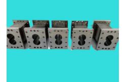 China Berstoff Parallel Twin Screw Barrel Elements Bimetallic Pip Sheet Extruder supplier