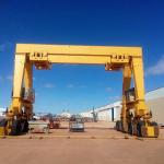 Rubber Tired Gantry Crane For Lifting Concrete Beam With Long Working Time for sale