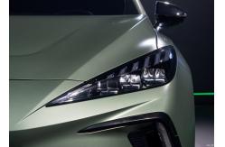 China Left Hand Driving Hatchback Electric Cars EV MG4 Mulan 425km supplier