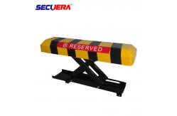 China Automatic Remote Control Parking Barrier 304 Steel Material Rechargeable Battery supplier