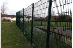 China Horizontal Double Wire Welded Fence 868 Twin Wire Mesh Fencing supplier