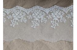 China Ivory Embroidery Nylon Lace Trim With Snowflake Pattern For Bridal Veil supplier