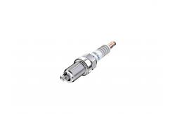 China Heavy Duty Truck Spark Plugs MAN / DENSO GK3-5 NGK IFR7U4D supplier