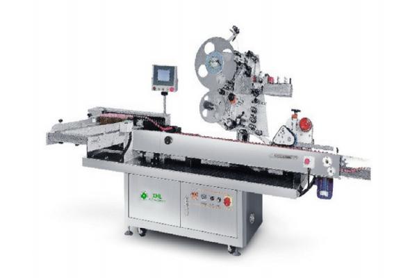 Horizontal 12000BPH 300kg Flat Bottle Labeling Machine