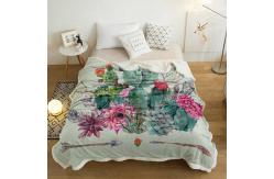 China Multipurpose Double Flannel Blanket 100*120cm for Home Travel supplier