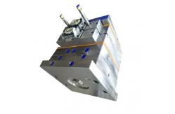 China Plastic Mould Factory Injection Moulding Plastic Part Mold Maker supplier
