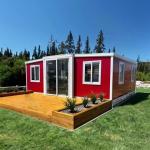 Red Color Expandable Container House Comes with Bathroom and Kitchen Cabinet for sale