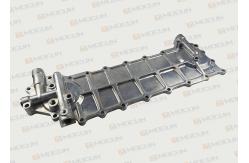 China 6D22 ME054549 Oil Cooler Cover For Mitsubishi / Fuso Truck Parts supplier