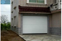 China Noise Insulation 1mm 5m Width Aluminium Roller Shutter Doors supplier