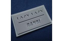 China Heat Transfer Embossed OEKO Custom Rubber Labels supplier