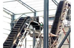China Large Angle Wave Guard Industrial Belt Conveyor With Black Baffle supplier