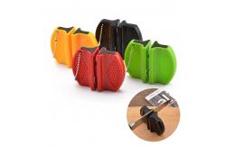 China Pocket Home Hand Skate Sharpener Knife Sharpener With Climbing Hook supplier