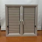 Frame Surface Treatment Powder Coating Aluminum Louver Window With Invisible Function