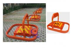 China Waterproof Remote Control Car Parking Barrier Lock With A3 Steel To Garage supplier