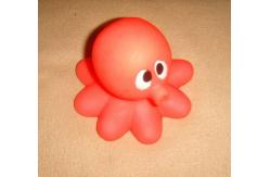 China Soft Bath Rubber Squirt Water Toy Floating Ocean Animal Shaped 10cm Width supplier