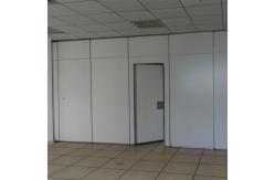 China Soundproofing Foldable Wall Sliding Folding Door Partition Panel With Access Door supplier