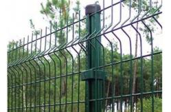 China Dutch Post Triangle Bending Welded Wire Mesh Fence supplier