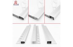 China Anodized Black Metal Stair Nosing 2.8m Length Slip Resistant Trapezoid supplier