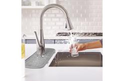 China Soft Foldable Silicone Faucet Splash Guard , Silicone Faucet Handle Drip Catcher Tray supplier