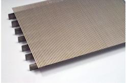 China SS Metal Johnson Wedge Wire Screen Vee Wire Screen Flat Panel High Strengh supplier