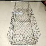 PET Stone Cage Wire Mesh Net 100x120mm Gabion Stone Fence for sale