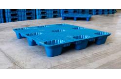 China Customization 1100*1100 Mm LDPE Blow Molding Plastic Pallets Single Faced supplier