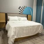 Customized Hotel Room Furniture Set Wooden 3 4 5 Star Hotel Bedroom Set for sale