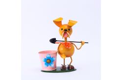 China Handcrafted Metal Dogs Garden Ornaments With ODM/OEM Service supplier