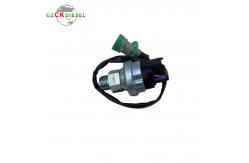China Oil Pressure Sensor 612600090766 for Engine WP10 WP12 supplier