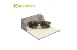 China Female Foldable Triangular Metal Eyewear Case Resist Compression Chinese Factory supplier