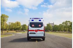 China 4x2 4x4 LHD/RHD Hospital Ambulance Powered By JM491Q-ME Engine supplier