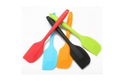 China Food Grade Butter Spreader Set Of 4 , High Temperature Silicone Spatula Set supplier