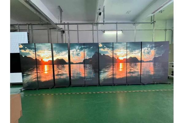 128*64 Resolution LED Poster Display with Aluminum Panel and SMD2121 Chips