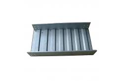 China Medium Duty Load Capacity Compression Molding Cable Tray 100mm Width For Benefit supplier