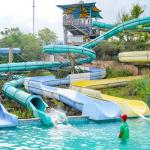 Curve Fiberglass Pool Water Slide Water Amusement Park Equipment 500kg Capacity