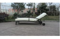 China Adjustable Rattan Sun Lounger , Grey Folding Wicker Lounge Chair supplier