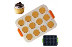 China High Temperature Resistant 12 Cavity Silicone Bread Mold supplier
