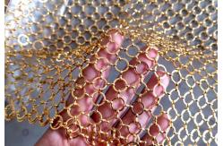 China Gold Sequin S Hook Ring Mesh Curtain For Staircases Isolation Screen supplier