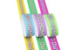 China Custom Tyvek Wristband for Events Waterproof and Bar Coding Included supplier