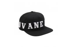 China High Durability Black Flat Visor Snapback Hat With Embroidered Logo supplier
