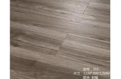 China Wood Timber Laminater Flooring Hdf High Density Fiberboard 12mm supplier