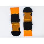 Sweat Absorbed Athletic Basketball Socks Anti Skid Long Basketball Socks In Autumn for sale