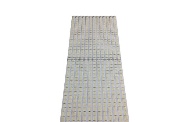 Yellow Silk Screen Aluminum LED PCB with HASL Lf Surface Finishes