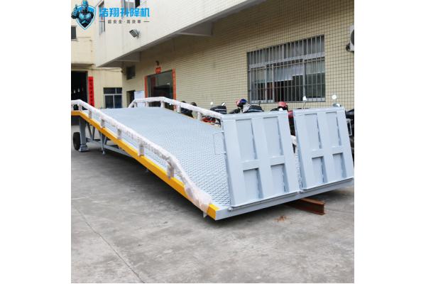Grey Loading And Unloading Goods Hydraulic Dock Ramp Product Details