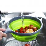 1400ML high quality Kitchen Foldable TPR Strainers Collapsible Colanders with Handles for sale