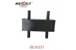 China High-Quality OEM 0676331 Front Engine Mounting For Truck Parts supplier