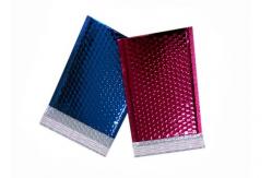 China Shockproof Metallic Bubble Mailers Padded Bubble Wrap Packaging Envelopes supplier