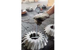 China 16.477 Module Steel Spiral Bevel Gears With Internal Rectangular Spline supplier