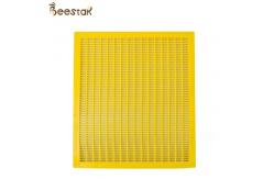 China Bee Hive Equipment  Wooden Excluder For Beekeeping supplier